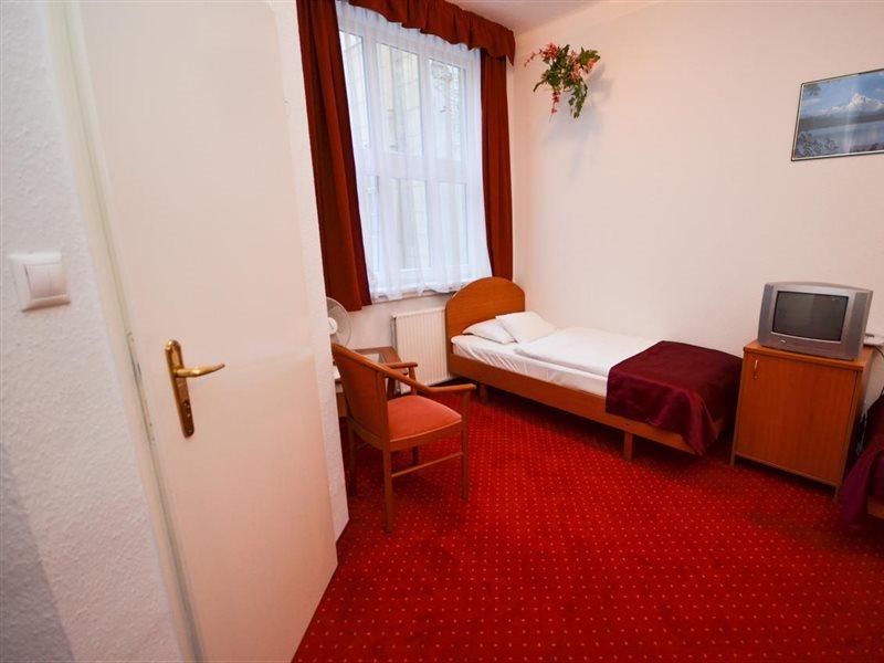 Broadway City Guesthouse Budapest Exteriör bild