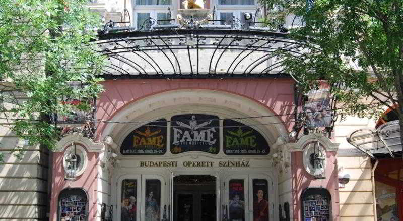 Broadway City Guesthouse Budapest Exteriör bild