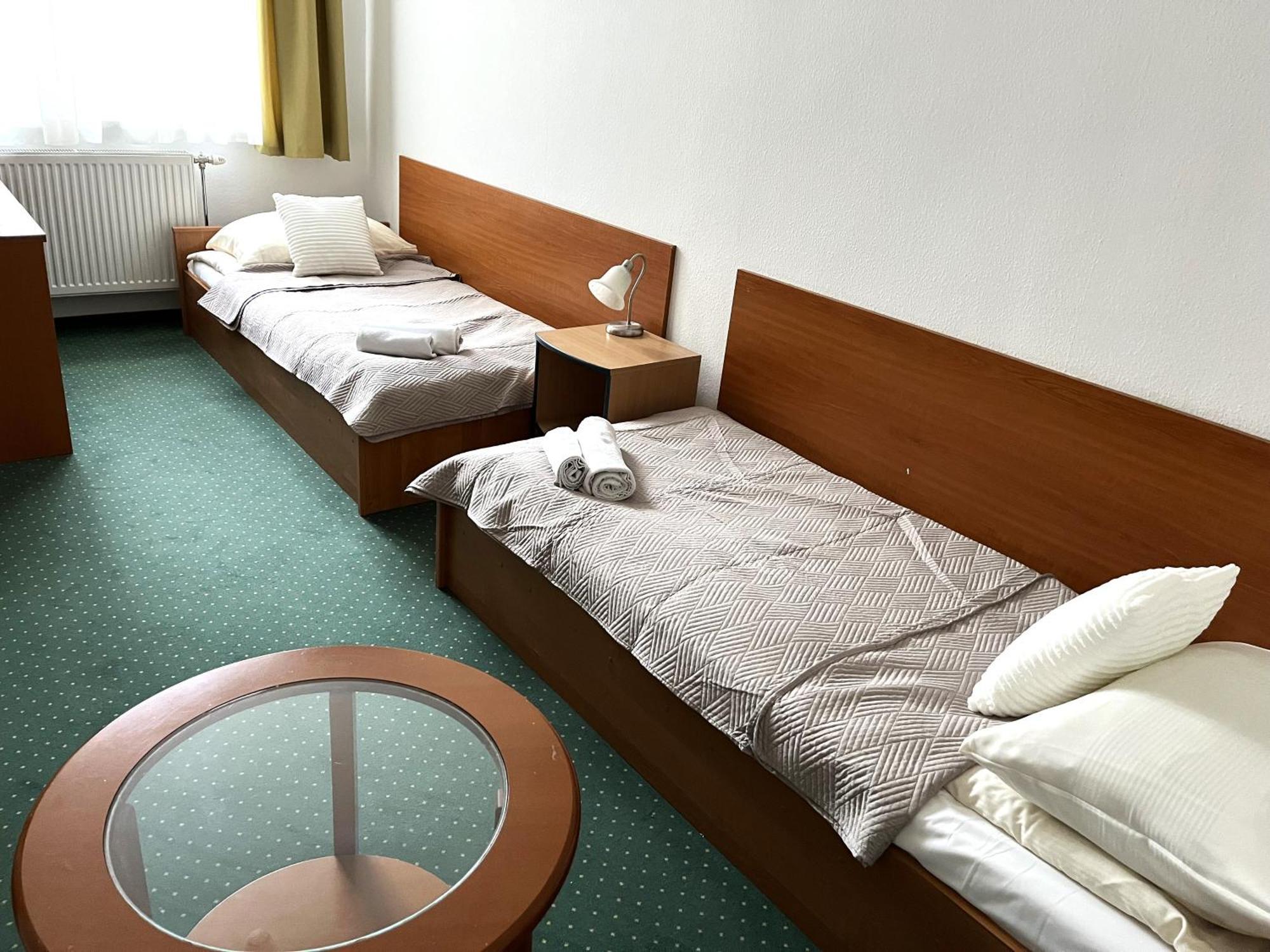 Broadway City Guesthouse Budapest Exteriör bild